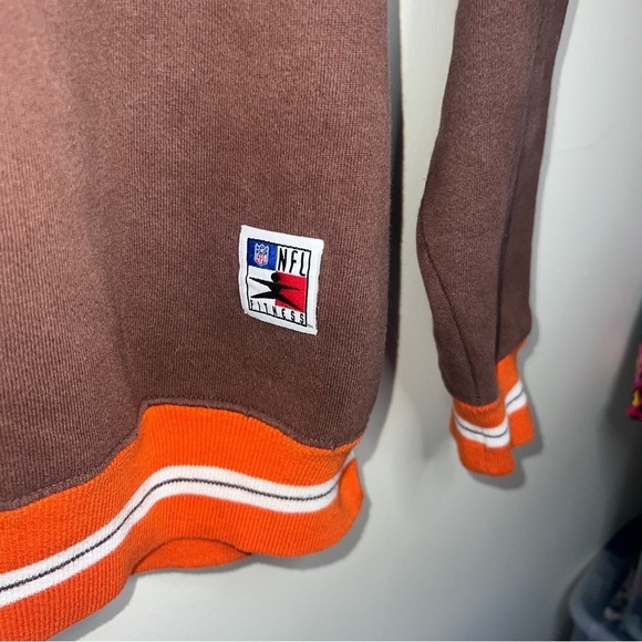Vintage Cleveland Browns NFL Fitness Serious Impact Crewneck Made in USA Medium - Picture 13 of 14